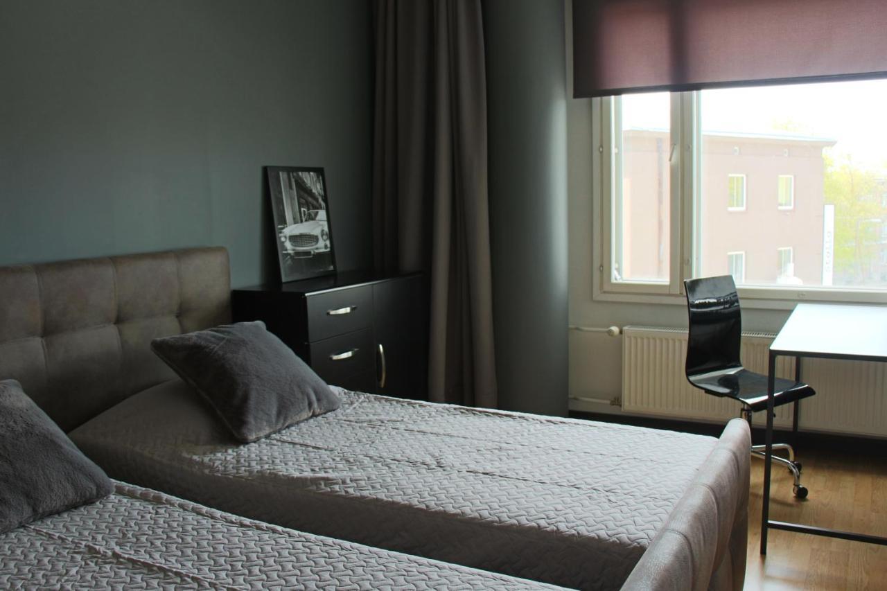 New Modern 4-Room Apartment With Big Balcony And Undeground Parking In Center Of Talin Exterior foto