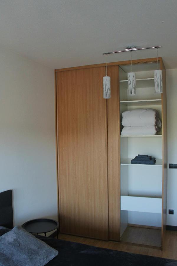 New Modern 4-Room Apartment With Big Balcony And Undeground Parking In Center Of Talin Exterior foto