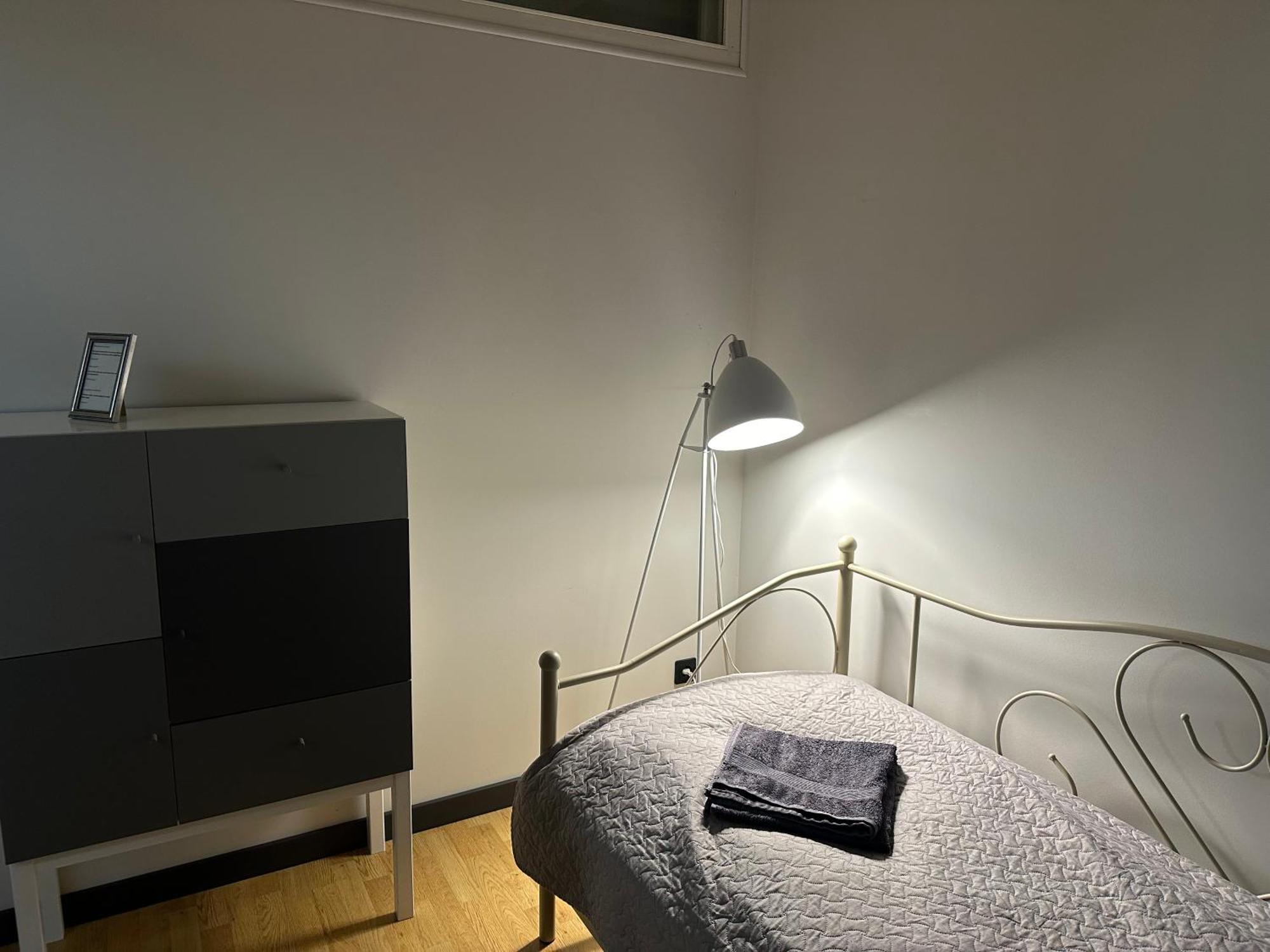 New Modern 4-Room Apartment With Big Balcony And Undeground Parking In Center Of Talin Exterior foto
