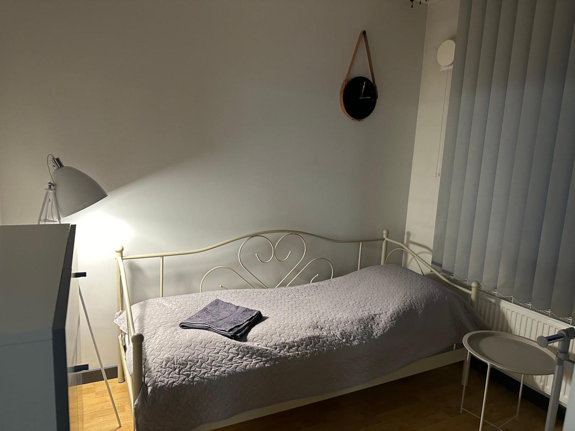 New Modern 4-Room Apartment With Big Balcony And Undeground Parking In Center Of Talin Exterior foto
